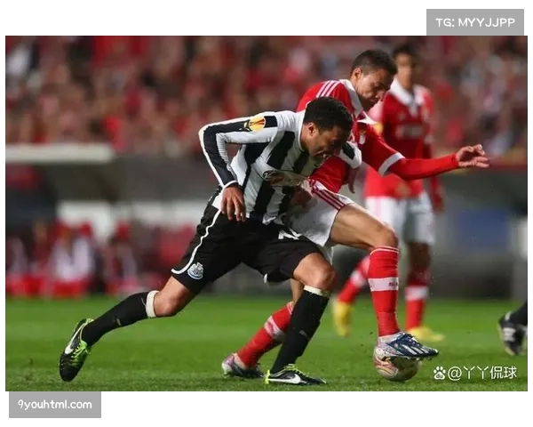 速报：本菲卡1-0小胜那不勒斯，全场控球率仅35%，凭借坚韧低位防守晋级